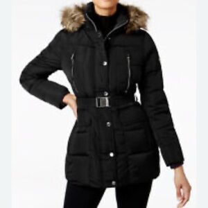 MICHAEL Michael Kors
Faux-Fur-Trim Belted Down Puffer Coat